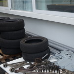 pneus, ferraille, etc. seront transformés en décor de cinéma